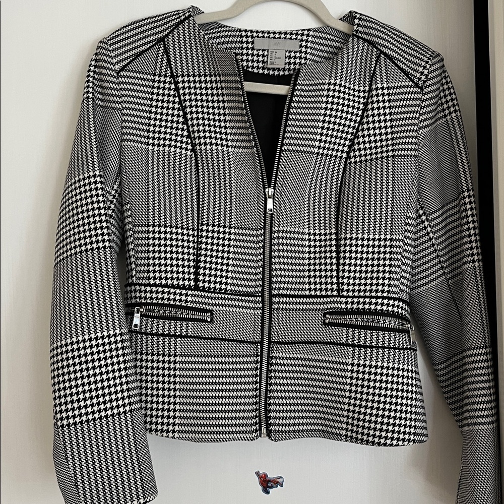 H&M Black and White Houndstooth Jacket